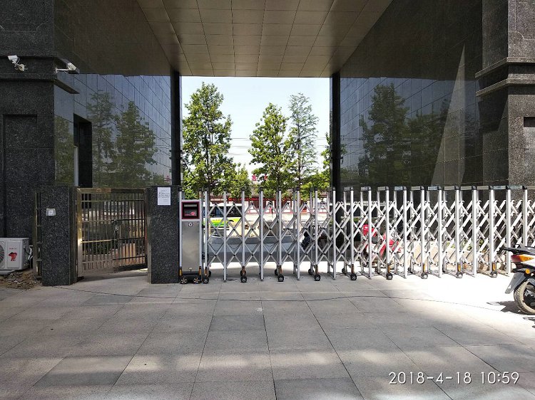 鼎天国际 1b5baa9f836b36bf197b0e67d424eb1f