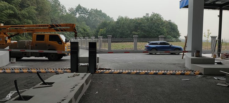 鼎天国际 a8300540ebf4d4a8cc0430801d0dd336
