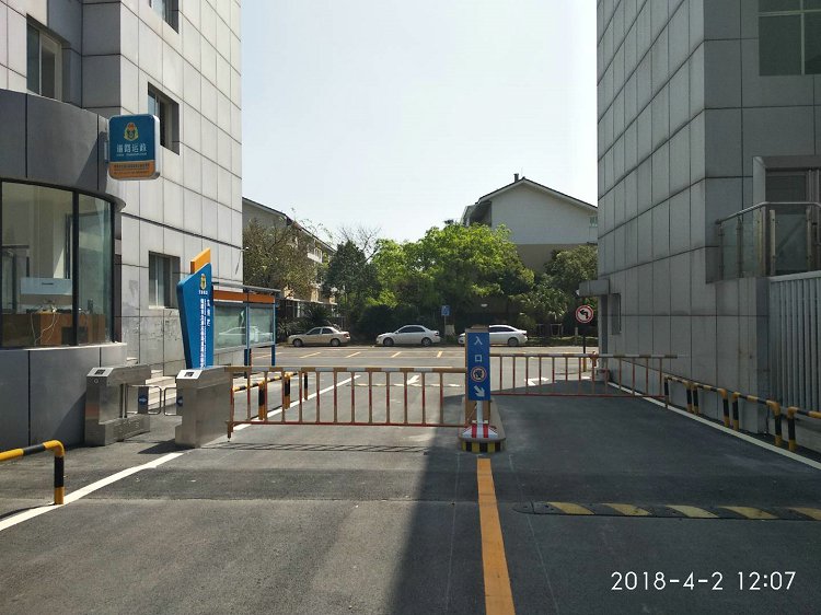 鼎天国际 e7f3a0aedbd52490c6db7625fdf3c9f3